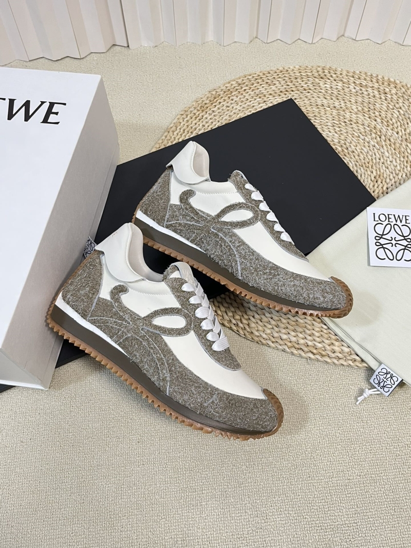 Loewe Sneakers